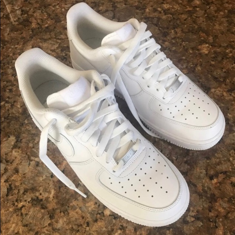 Women’s Nike Air Force 1 size 9.5